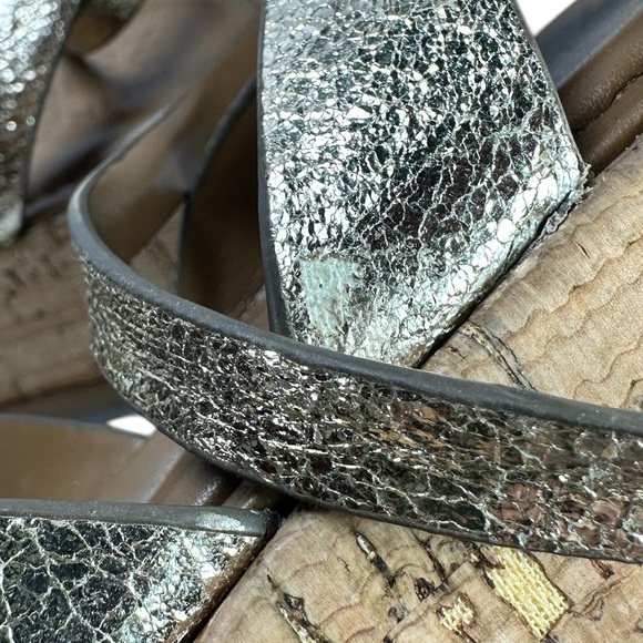 Naturalizer Women's Riley Strappy Platform Heel Sandals  Bronze EUC 10M - Picture 5 of 9